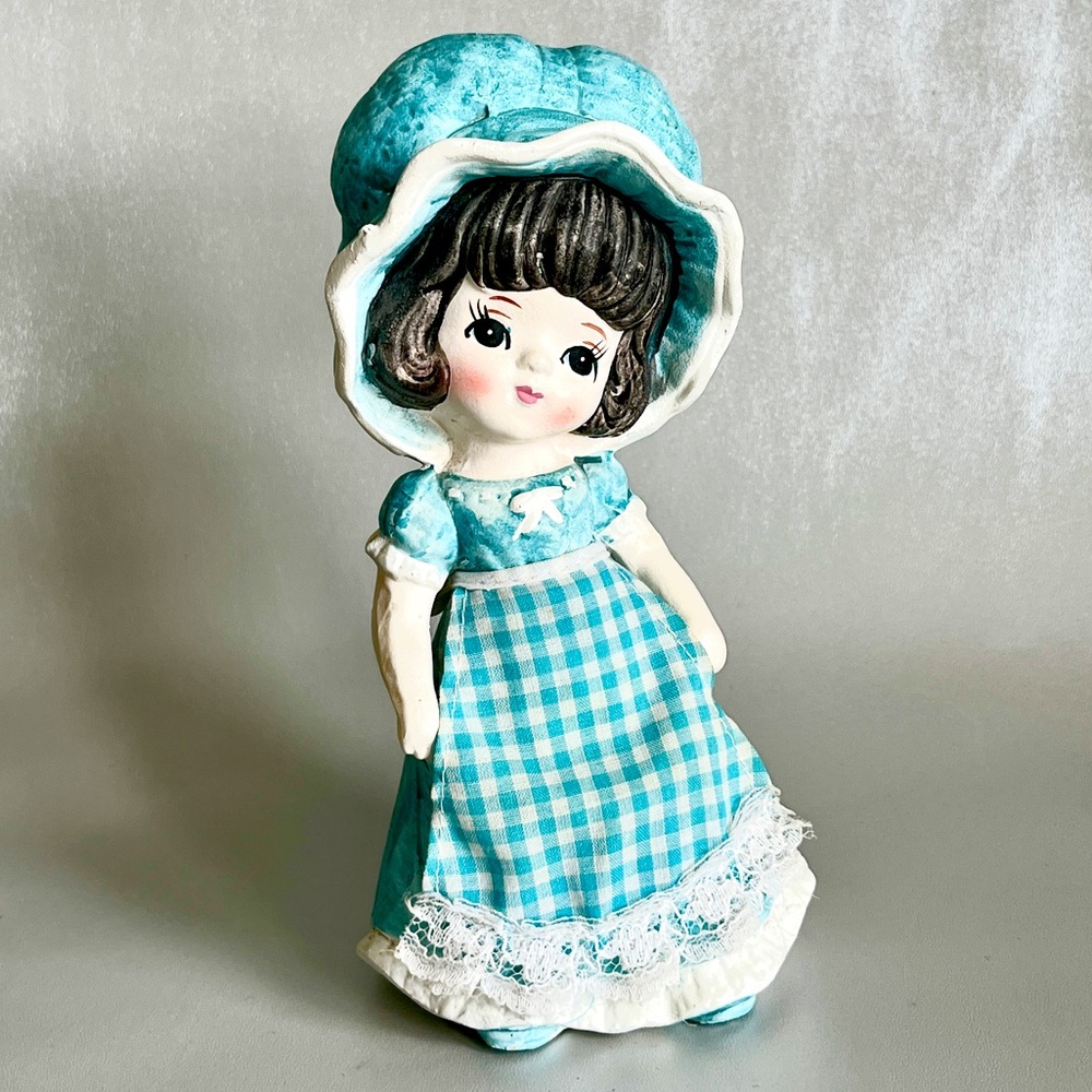 Vintage Coin Bank Prairie Girl Victorian Figurine Ardco Japan 60s 70s Piggy Bank